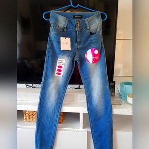 💲High rise skinny jean